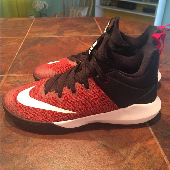nike zoom shift women's basketball shoe
